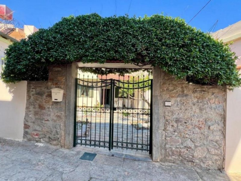 Neapoli MIT VIDEO! Kreta, Neapoli: Stadthaus mit Garten und Terrasse zu verkaufen Haus kaufen